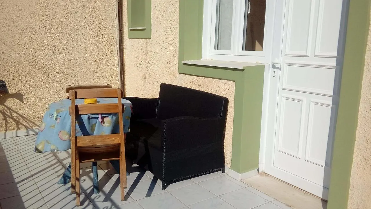 Appartamento Yellow House Lassi